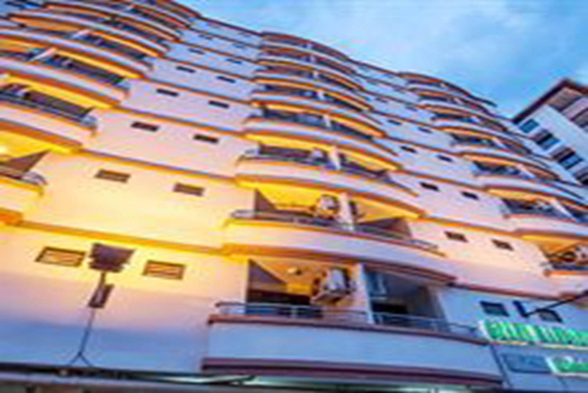 Grand Mandarin Residence Bangkok Exterior photo